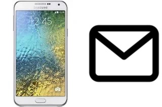 Configurare la posta elettronica su Samsung Galaxy E7