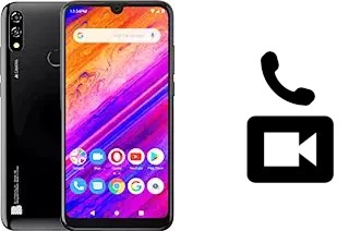 Effettua videochiamate con a BLU G8