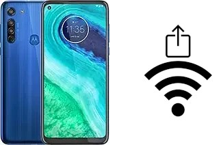 Come generare un codice QR con la password Wi-Fi su un Motorola Moto G8