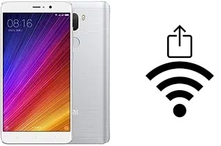 Come generare un codice QR con la password Wi-Fi su un Xiaomi Mi 5s Plus